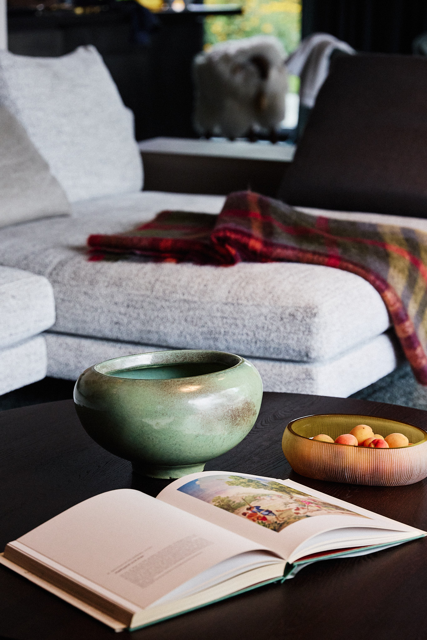 Projekt Haus Am See – Interiorfotografie &Amp; Lichtdesign In Salzburg | Niko Zuparic 6 Wohnbereich Im Haus Am See, Interiorfotografie Von Niko Zuparic – Gestaltung Von Christina Tassioglou &Amp; Martina Hirschberger.